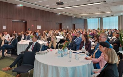 KonferenzteilnehmerInnen